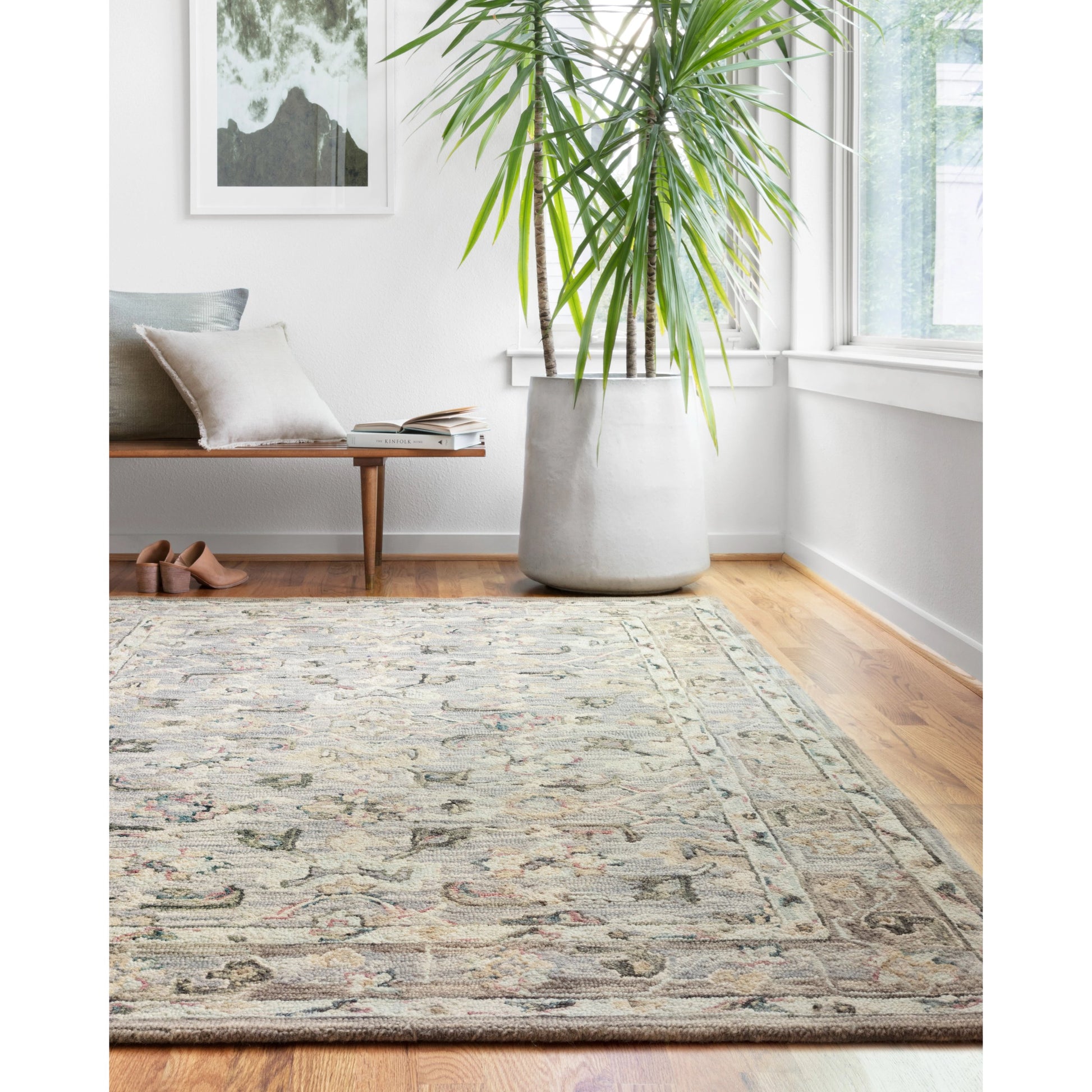 Beatty BEA-04 Rug by Loloi in light blue, multi. Made from 100% wool in a traditional style.