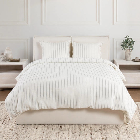 Monaco 3-piece Belgian Linen Duvet Set by Villa by Classic Home. Made from 100% belgian flax linen in a unique style.