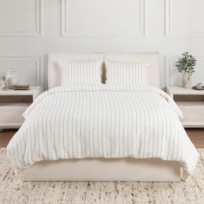 Monaco 3-piece Belgian Linen Duvet Set by Villa by Classic Home. Made from 100% belgian flax linen in a unique style.