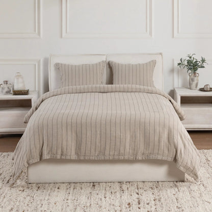 Monaco 3-piece Belgian Linen Duvet Set by Villa by Classic Home. Made from 100% belgian flax linen in a unique style.