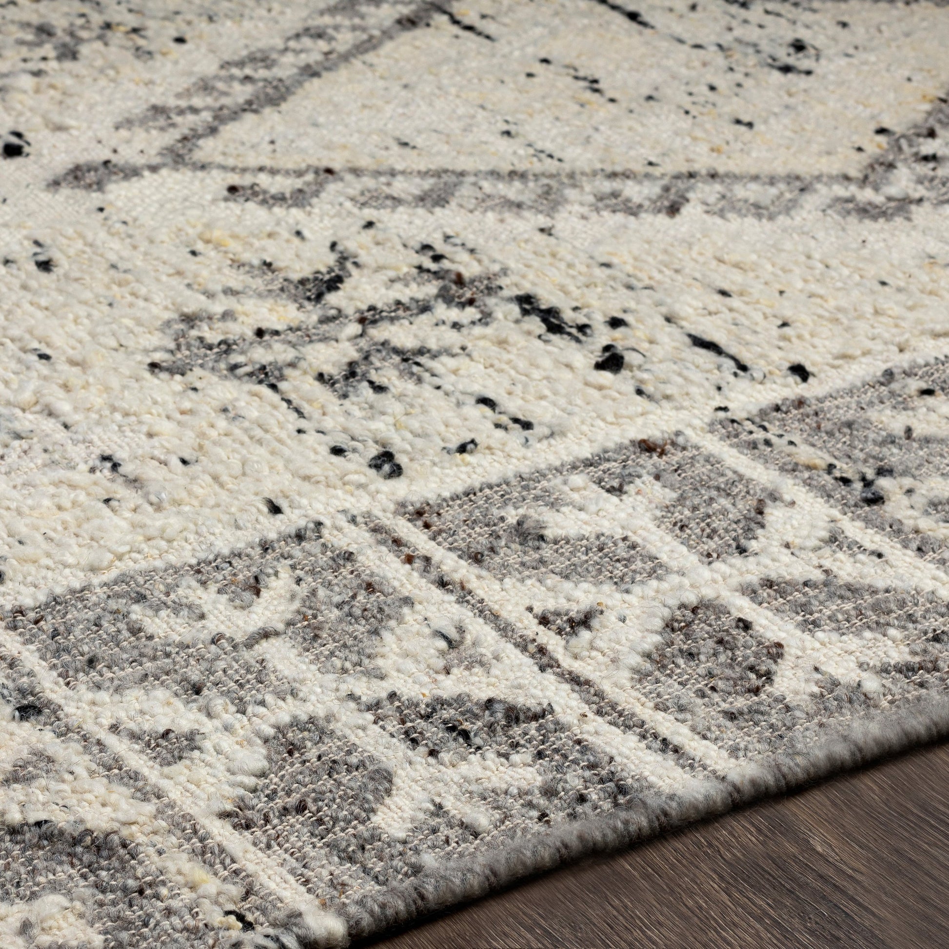 Bremen Rug - 29471 by Surya in cream, gray, charcoal, black. Made from unique in a unique style.
