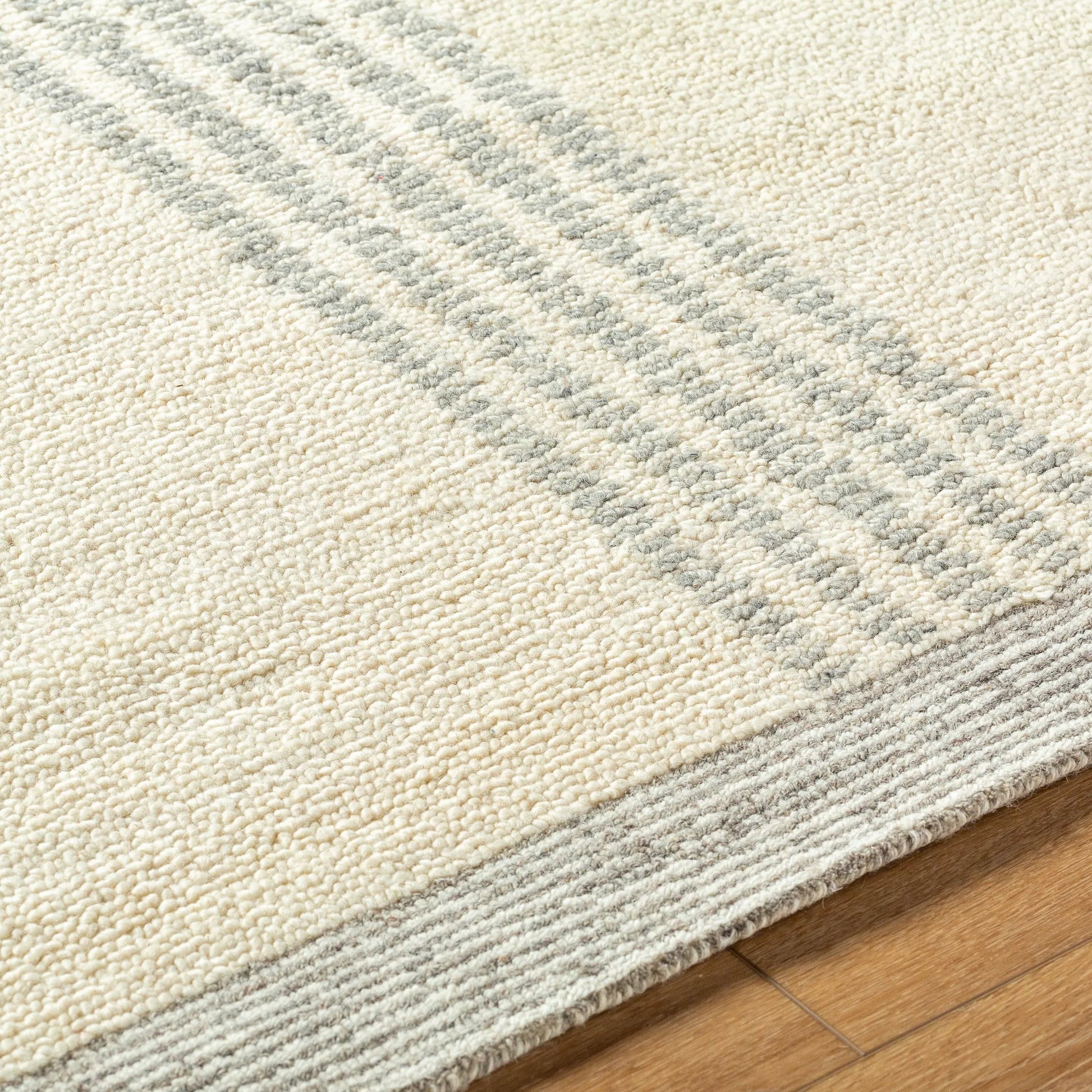 Brook Rug - 10445 by Livabliss. Made from wool in a unique style.