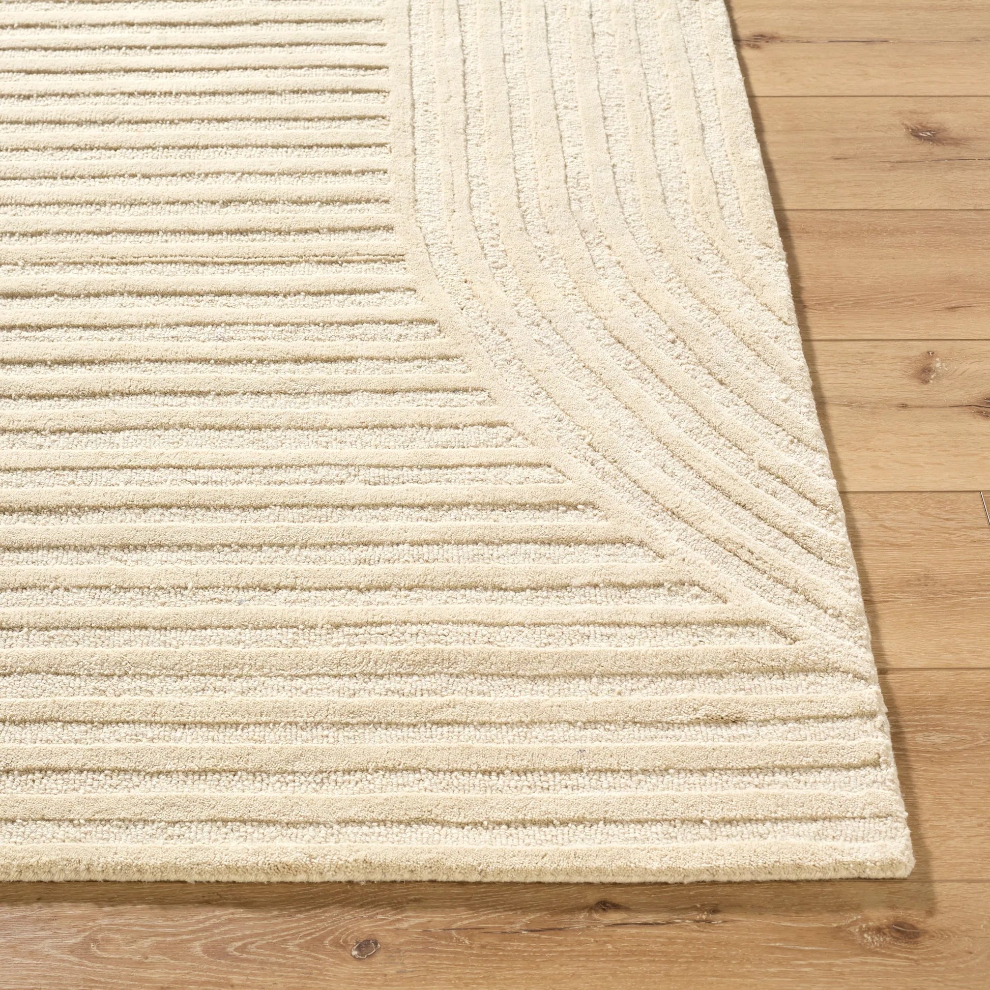 Brook BKO-2315 Rug by Livabliss. Made from wool in a unique style.