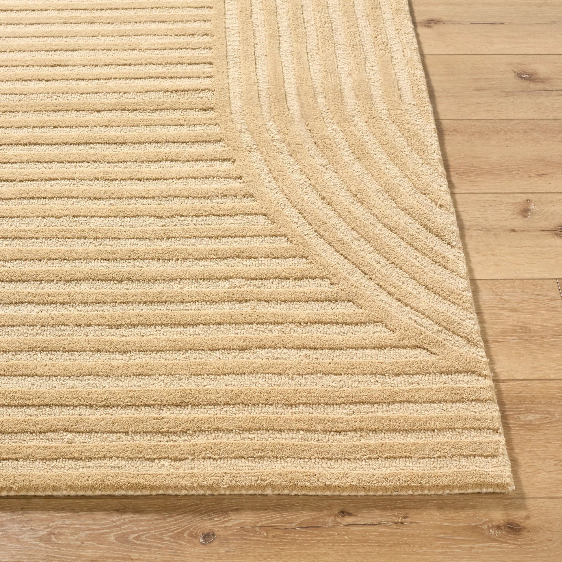 Brook BKO-2315 Rug by Livabliss. Made from wool in a unique style.