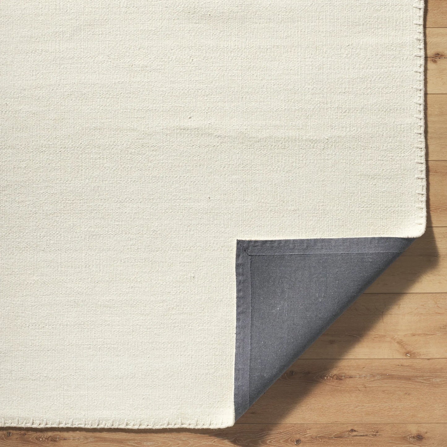 005 SI-2244356,SI-2244357,SI-2244358,SI-2244359 | Closeup | Berkeley BKY-2305 Rug by Livabliss. Made from wool in a unique style.