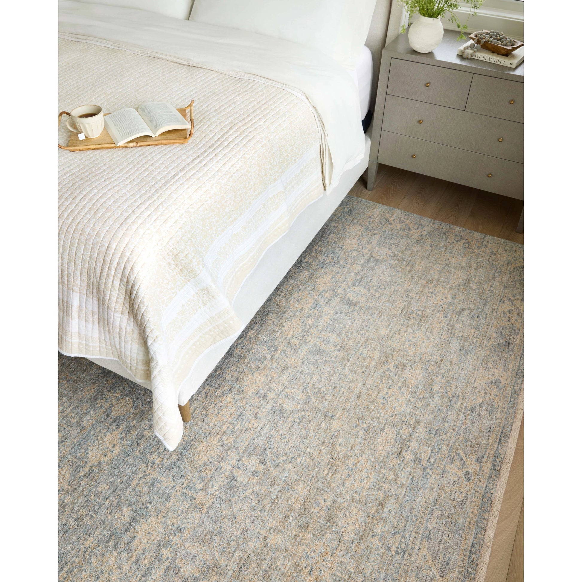 Blake BLA-01 Rug by Angela Rose x Loloi in sky, beige. Made from 100% polyester in a unique style.