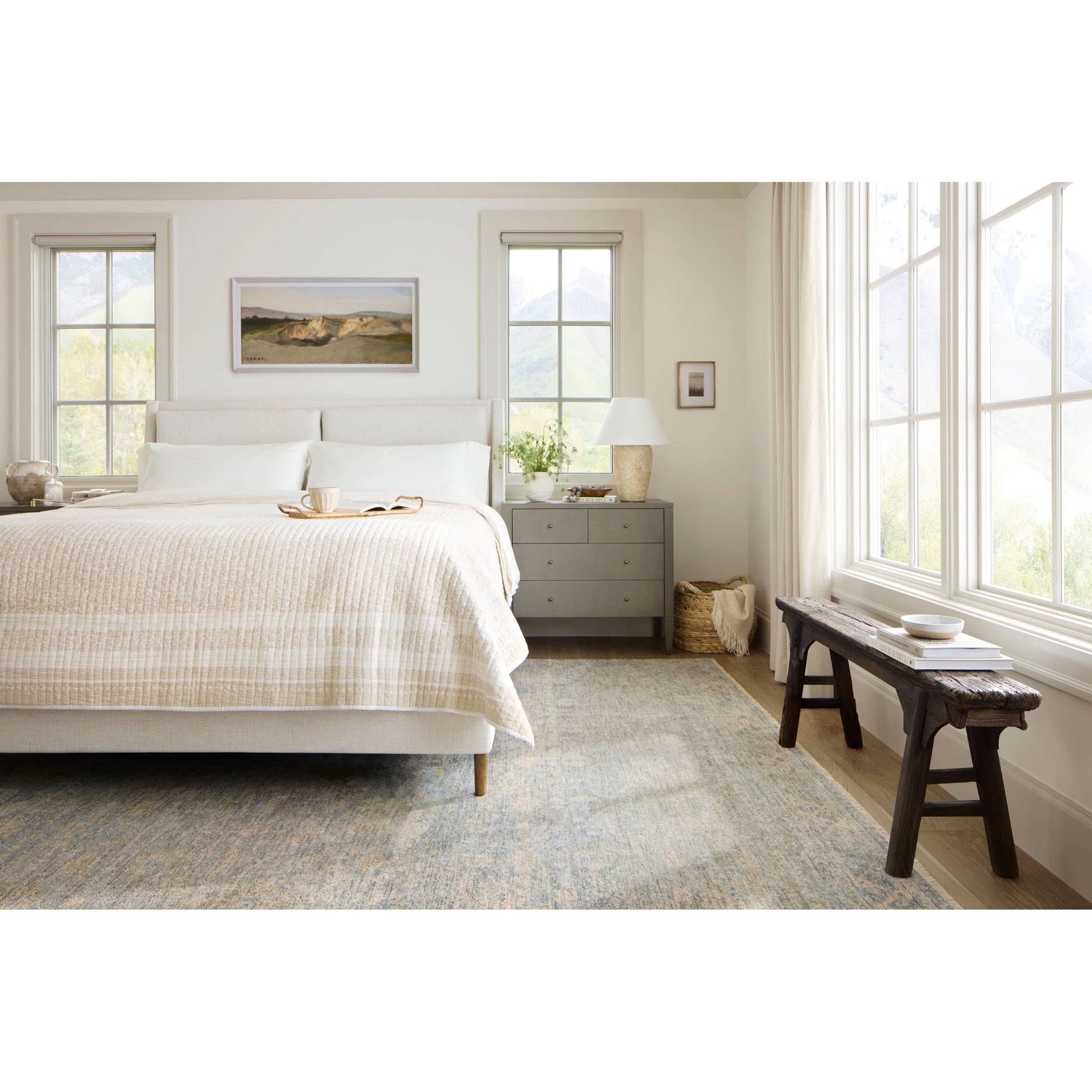 Blake BLA-01 Rug by Angela Rose x Loloi in sky, beige. Made from 100% polyester in a unique sty