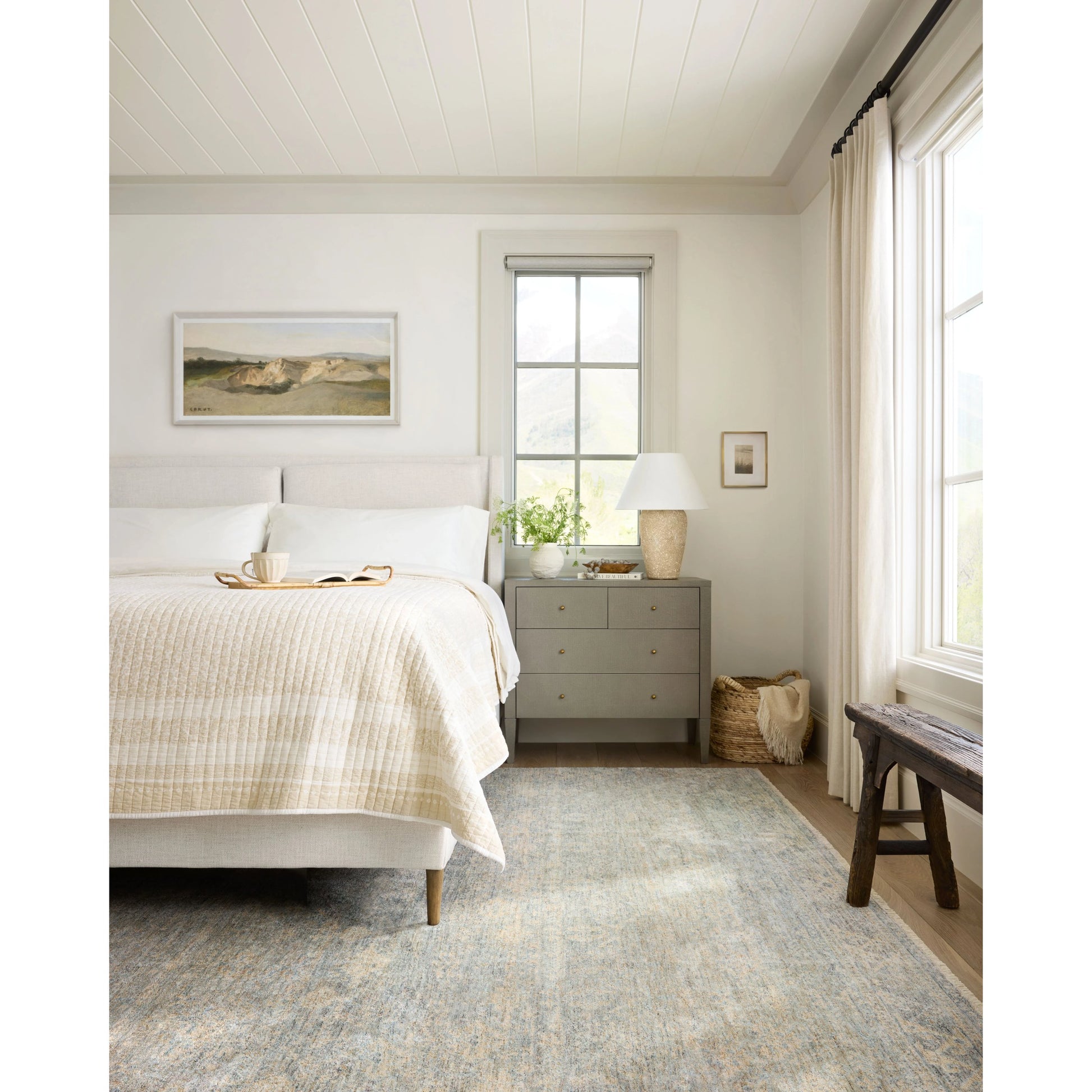 Blake BLA-01 Rug by Angela Rose x Loloi in sky, beige. Made from 100% polyester in a unique sty