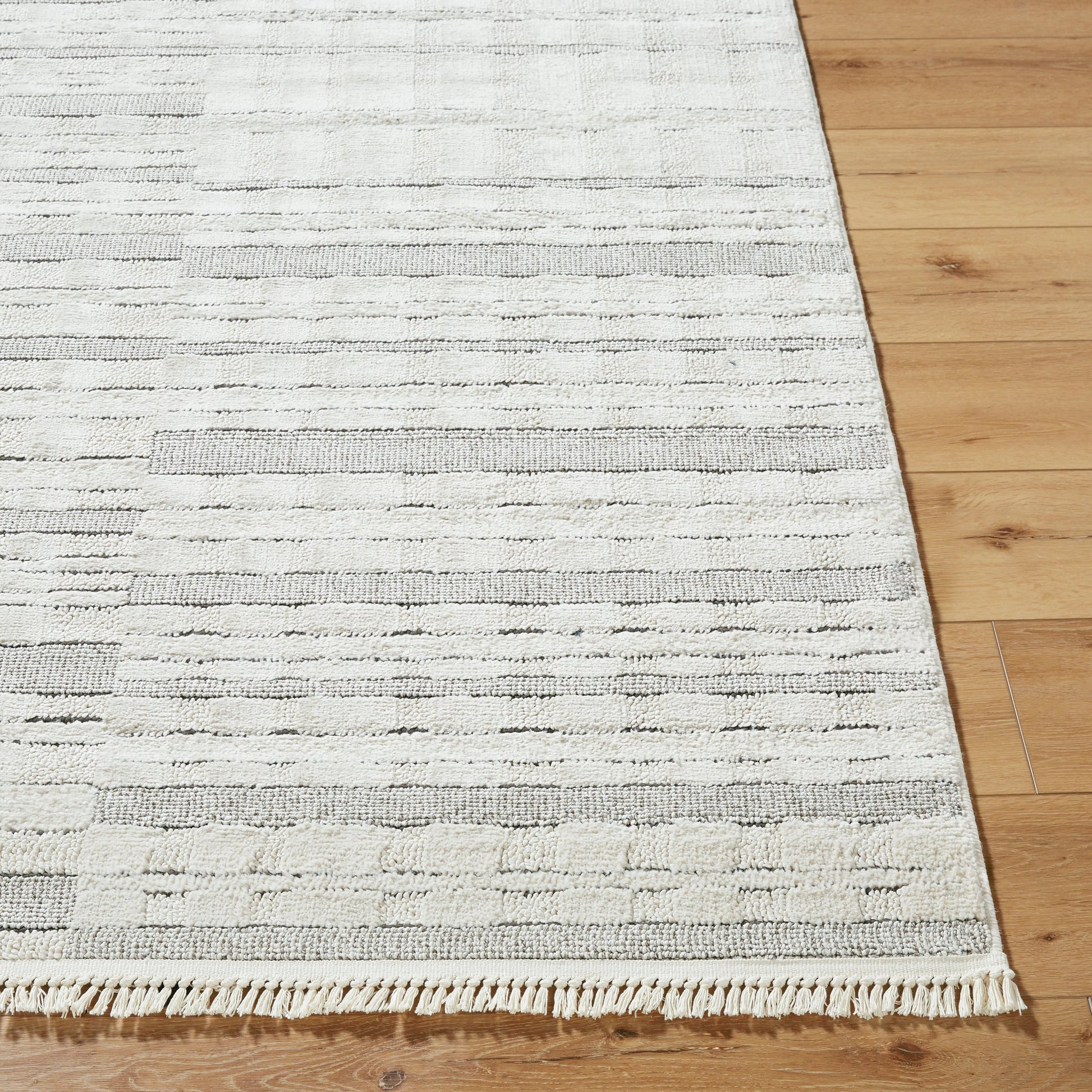 Berlin Rug - 494659 by Livabliss in ivory, black. Made from polypropylene, polyester in a unique style.