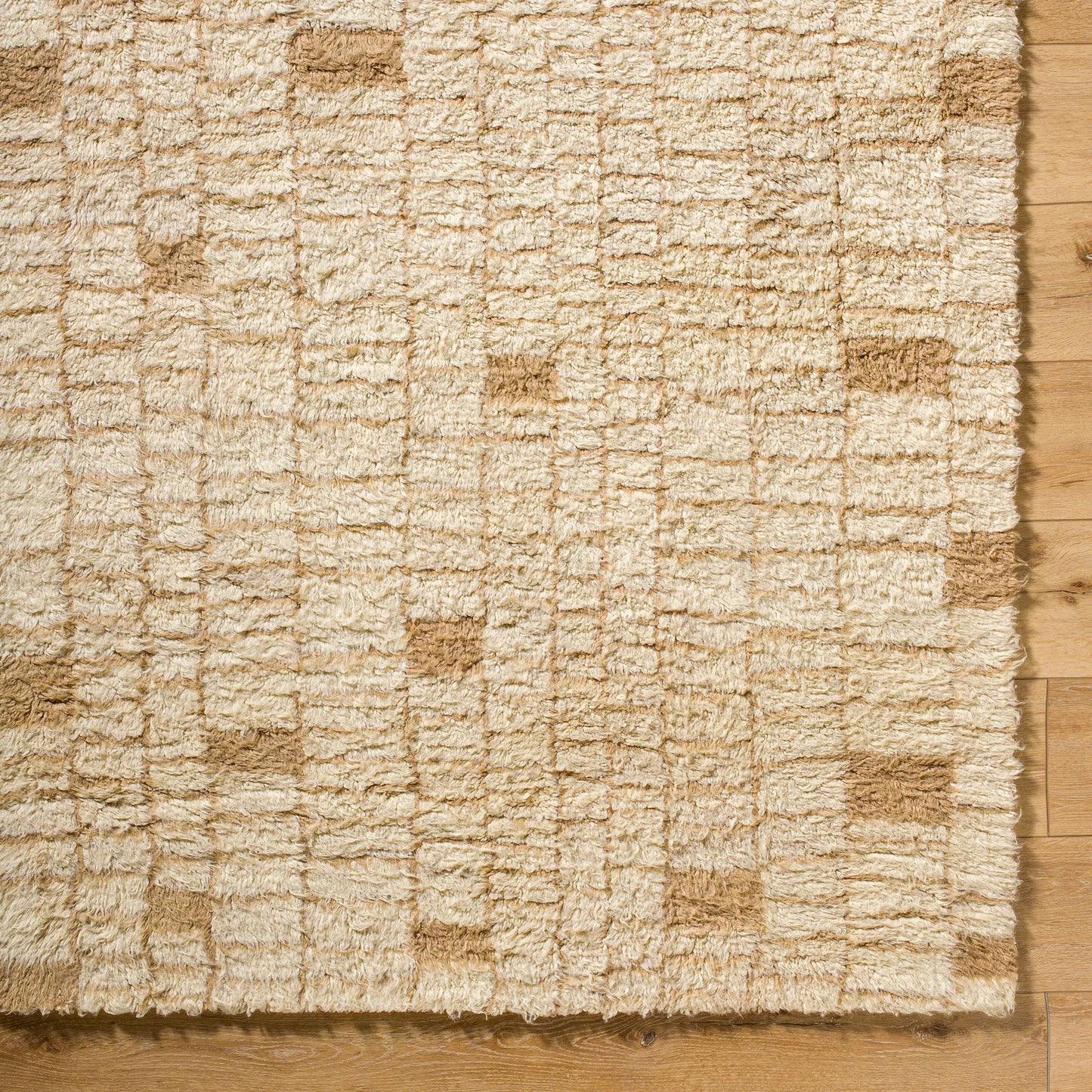 006 SI-2169197,SI-2169198,SI-2169199,SI-2169200,SI-2169201 | Closeup | Beni Moroccan Rug - 539009 by Livabliss in natural, wheat, khaki, light wood, camel, champagne, sand. Made from wool in a unique style.