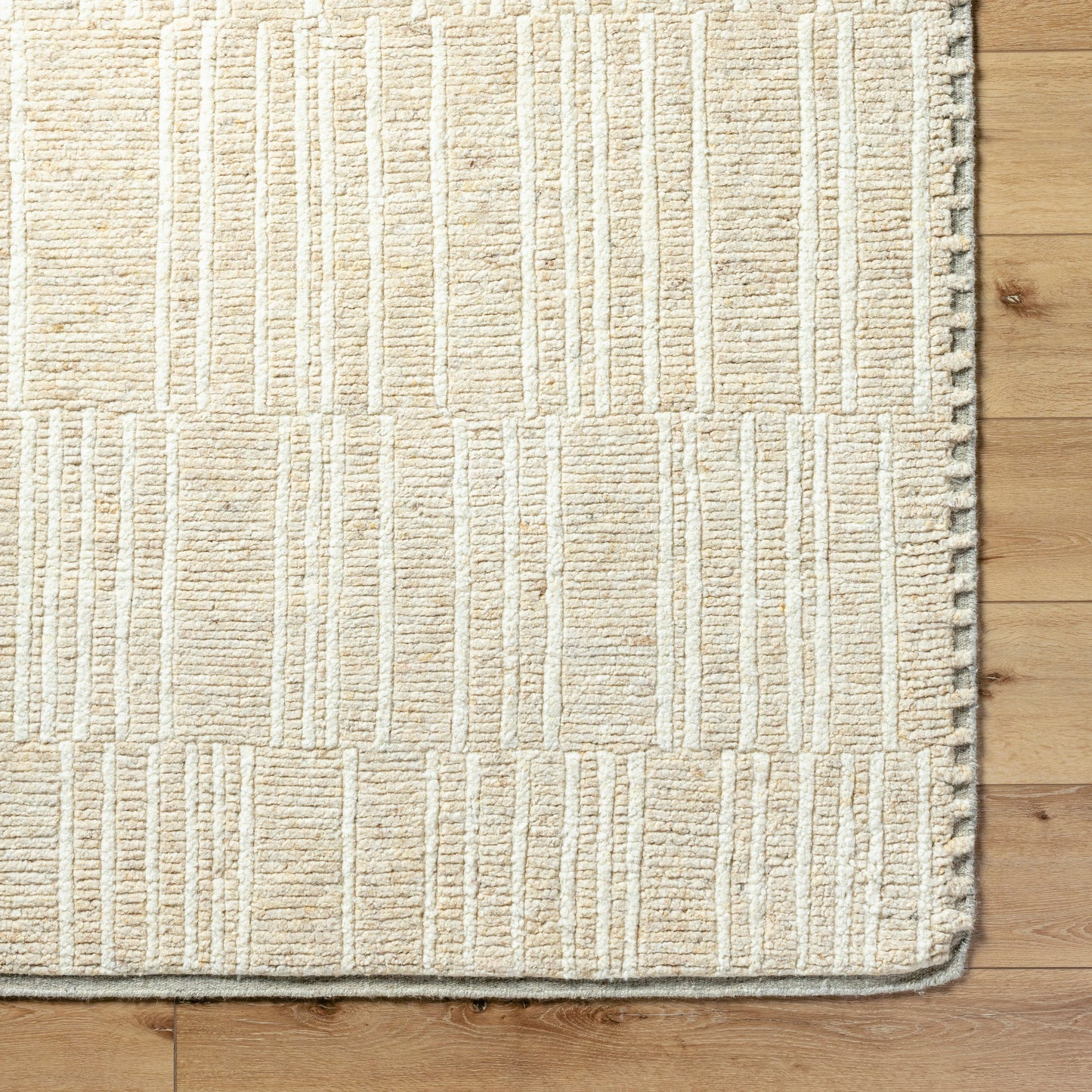 006 SI-2099235,SI-2099236,SI-2099237,SI-2099238,SI-2099239 | Closeup | Davey BODV-2301 Rug by Becki Owens x Surya in beige, black. Made from wool in a unique style.