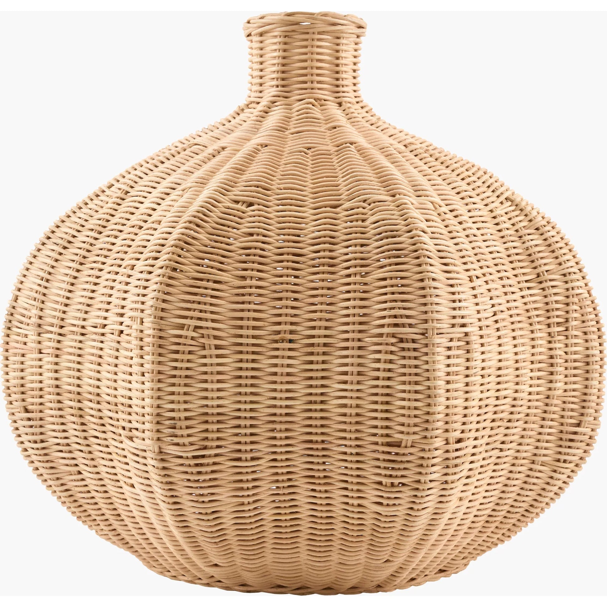 Boscha Garlic Basket by Surya in powder coated. Made from rattan, iron in a unique style.