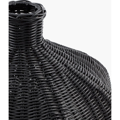 Boscha Garlic Basket by Surya in powder coated. Made from rattan, iron in a unique style.