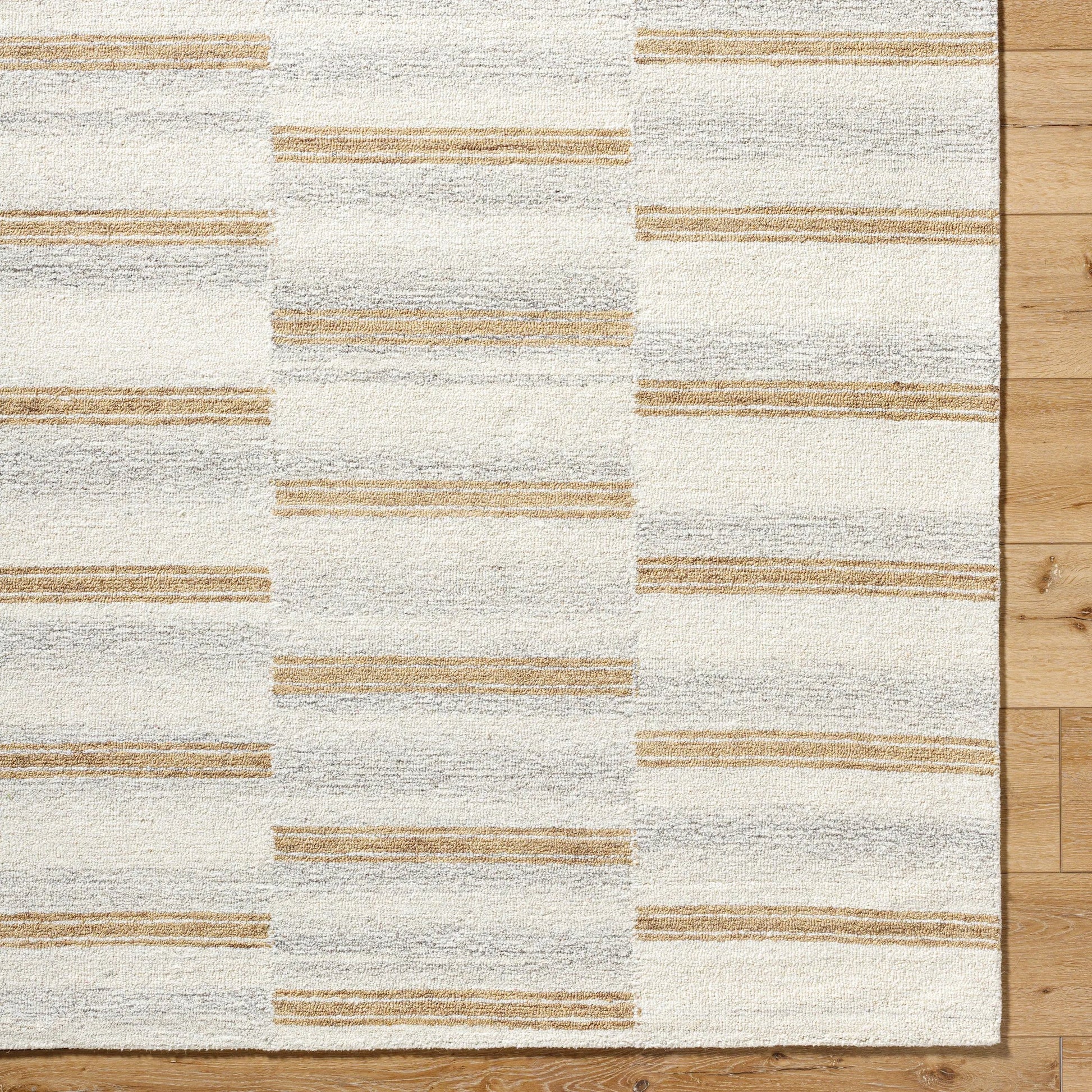 Bournemouth Rug - 531072 by Livabliss in pearl, ash, prairie dust. Made from wool in a unique style.