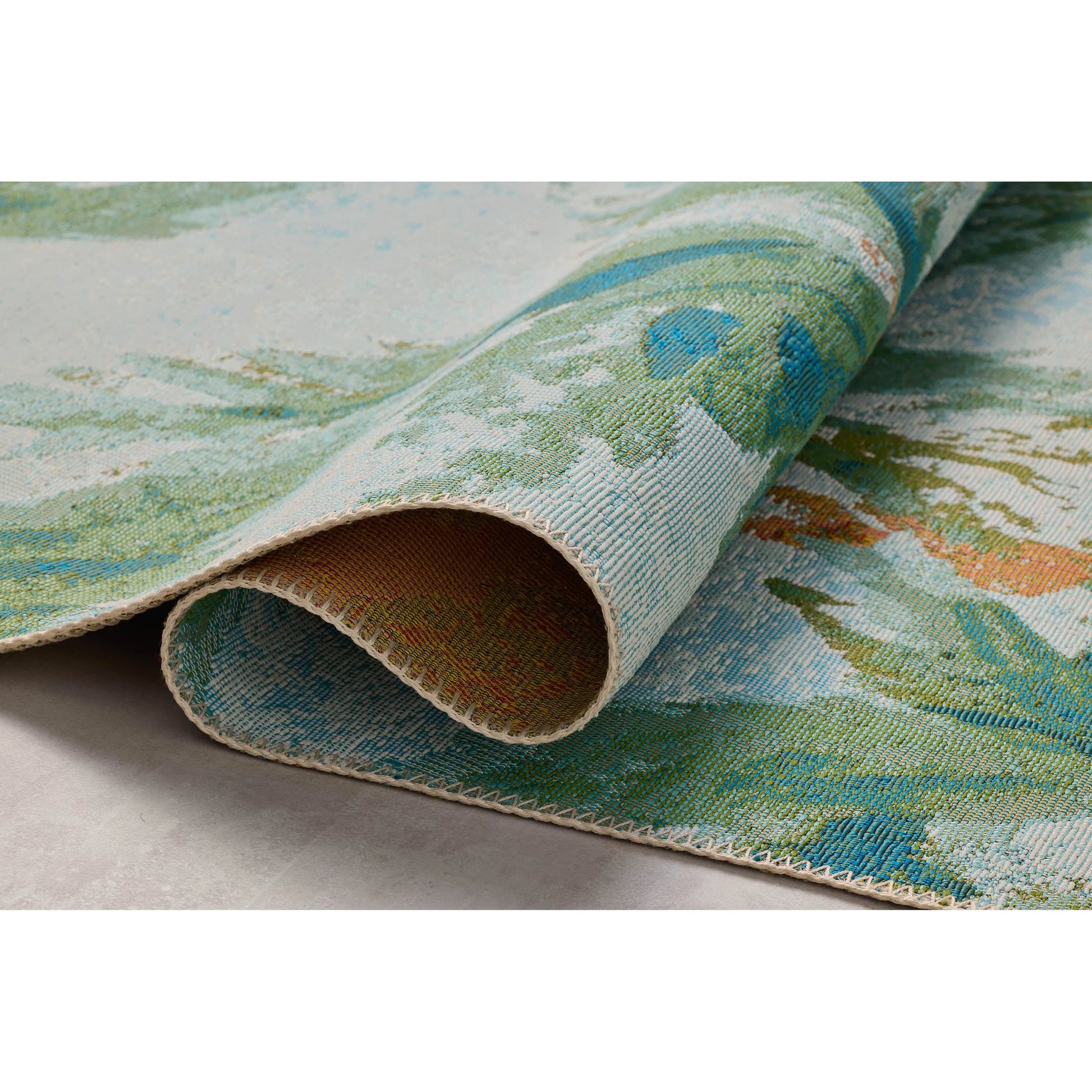 Botanical BOT-04 Rug by Loloi. Made from polypropylene / polyester in a unique style.