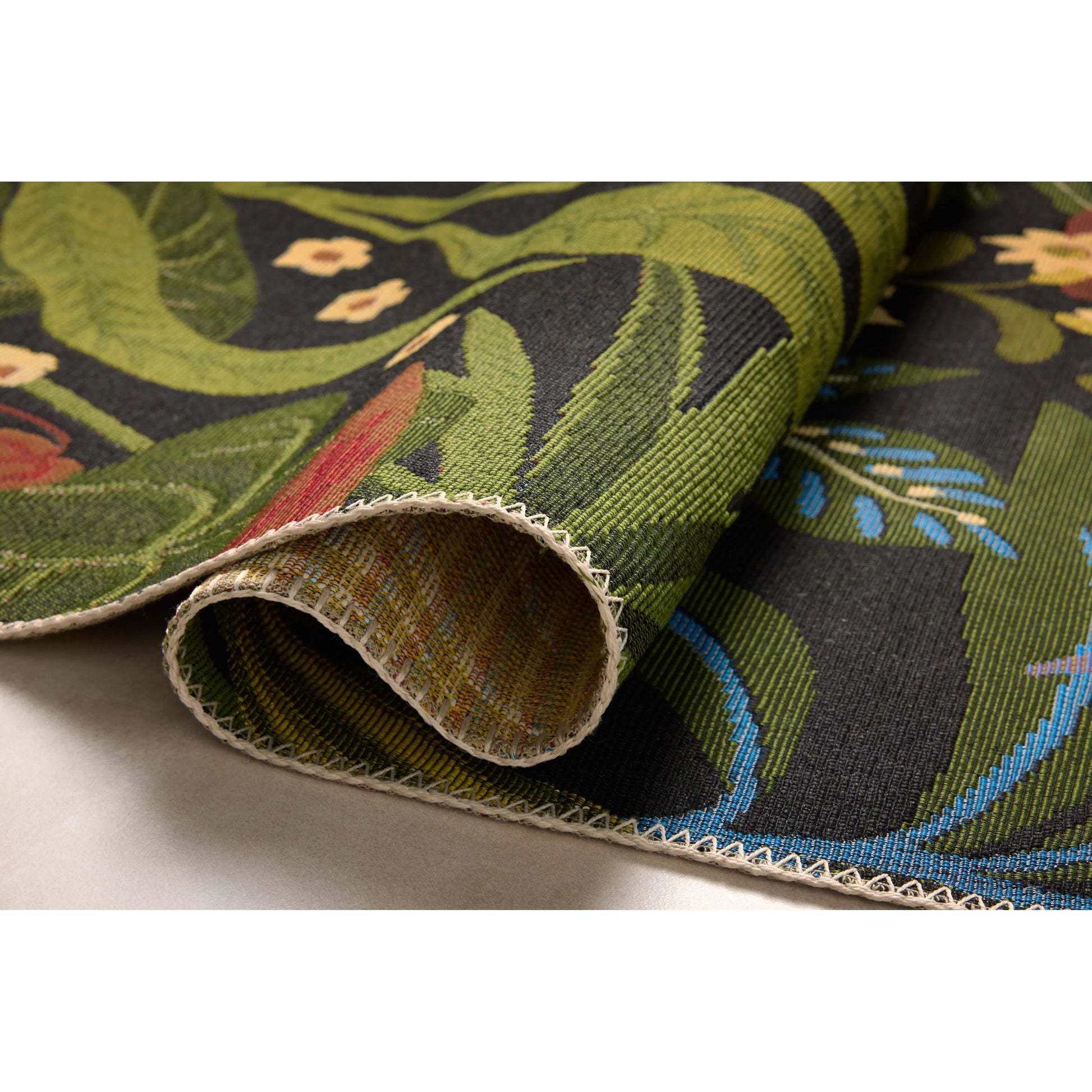 Botanical BOT-06 Indoor/Outdoor Rug by Loloi in onyx, multi. Made from polypropylene, polyester in a unique style.