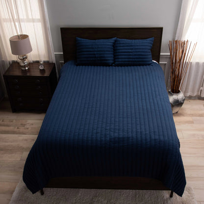 Guam Bedding by HedgeApple Essentials. Made from polyester, cotton sateen ( cotton) in a modern style.
