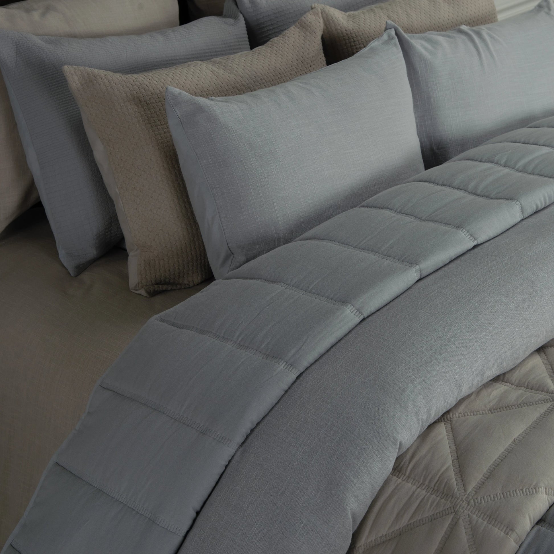 Davison Bedding by HedgeApple Essentials. Made from unique in a modern style.