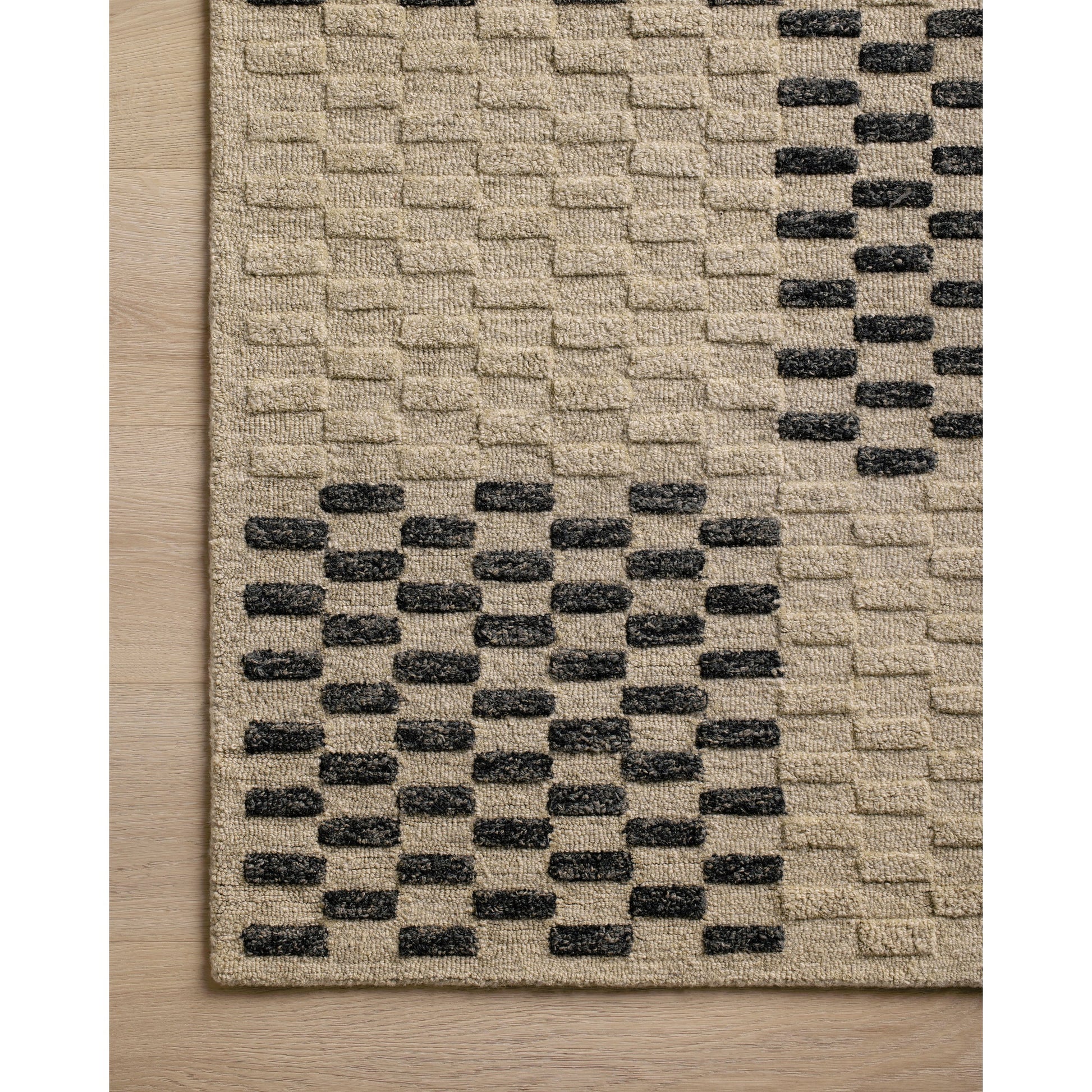 Bradley BRL-01 Rug by Chris Loves Julia x Loloi in beige, midnight. Made from 100% wool in a unique style.