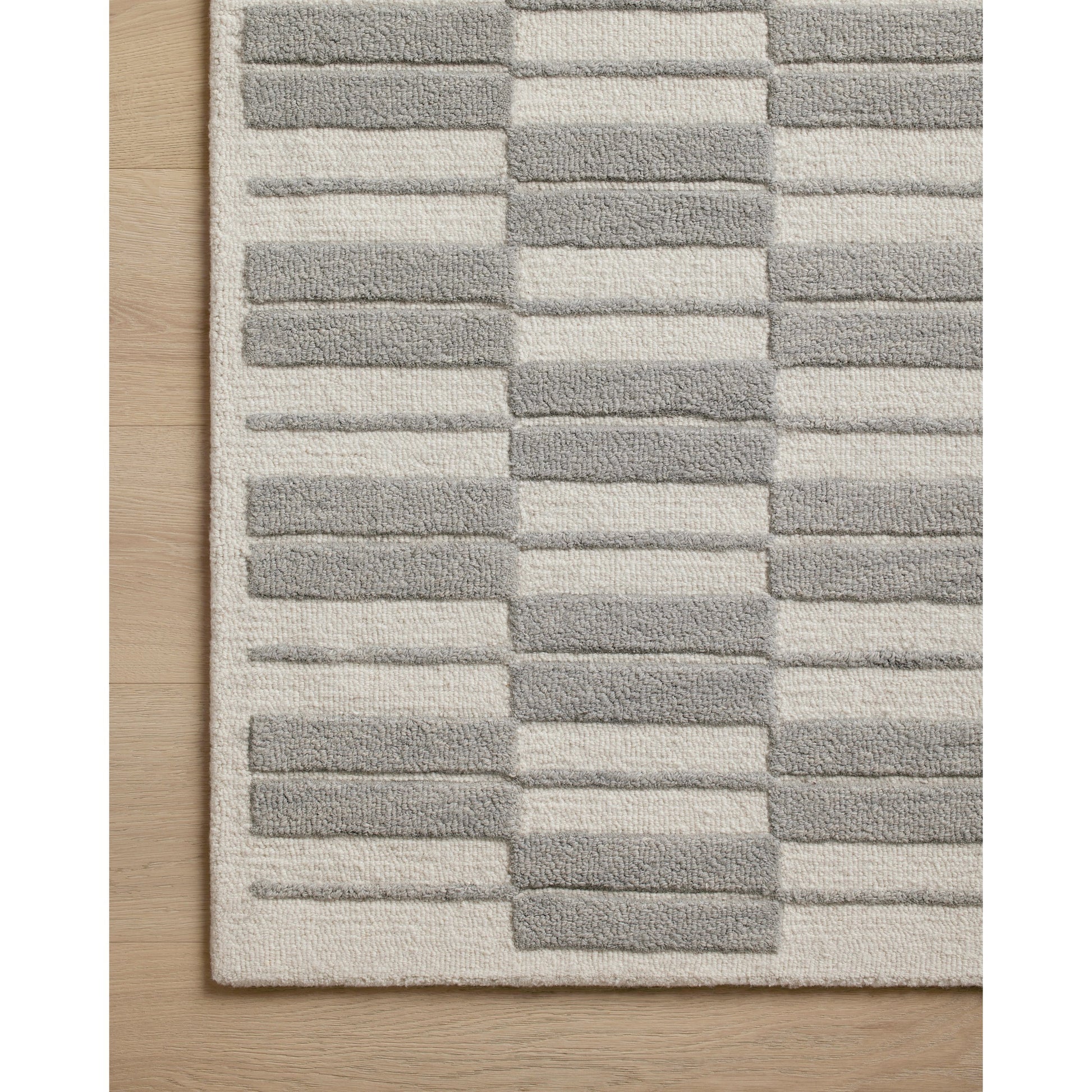 Bradley BRL-03 Rug by Chris Loves Julia x Loloi in ivory, grey. Made from 100% wool in a unique style.
