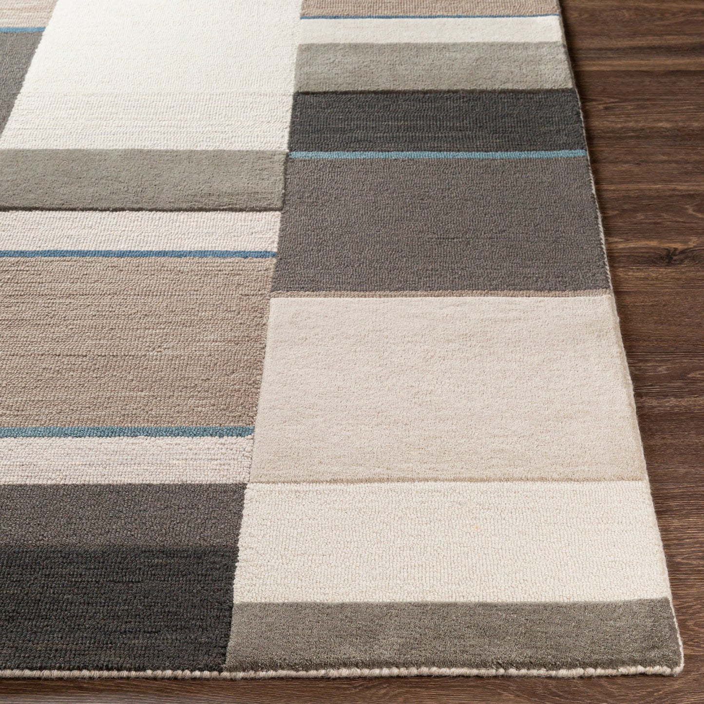 004 SR-879400,SR-879403 | Closeup | Brooklyn Rug - 26203 by Surya in teal, medium gray, beige, brown, charcoal. Made from 100% wool in a unique style.