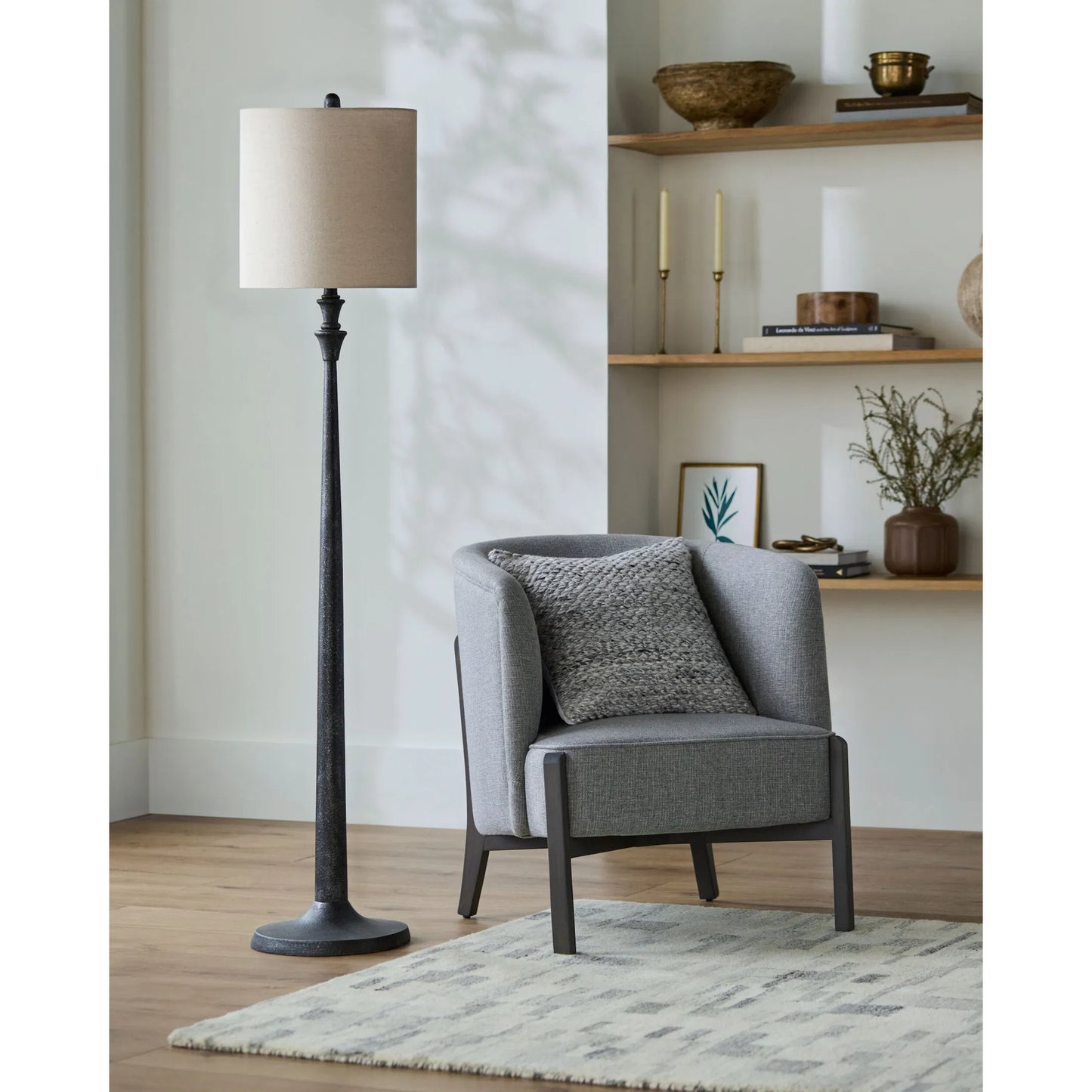 003 SI-2246091 | Lifestyle | Bettiny Floor Lamp by Livabliss in hand paintedhand finishedhand painted. Made from resin, linen, polyester, iron in a traditional style.