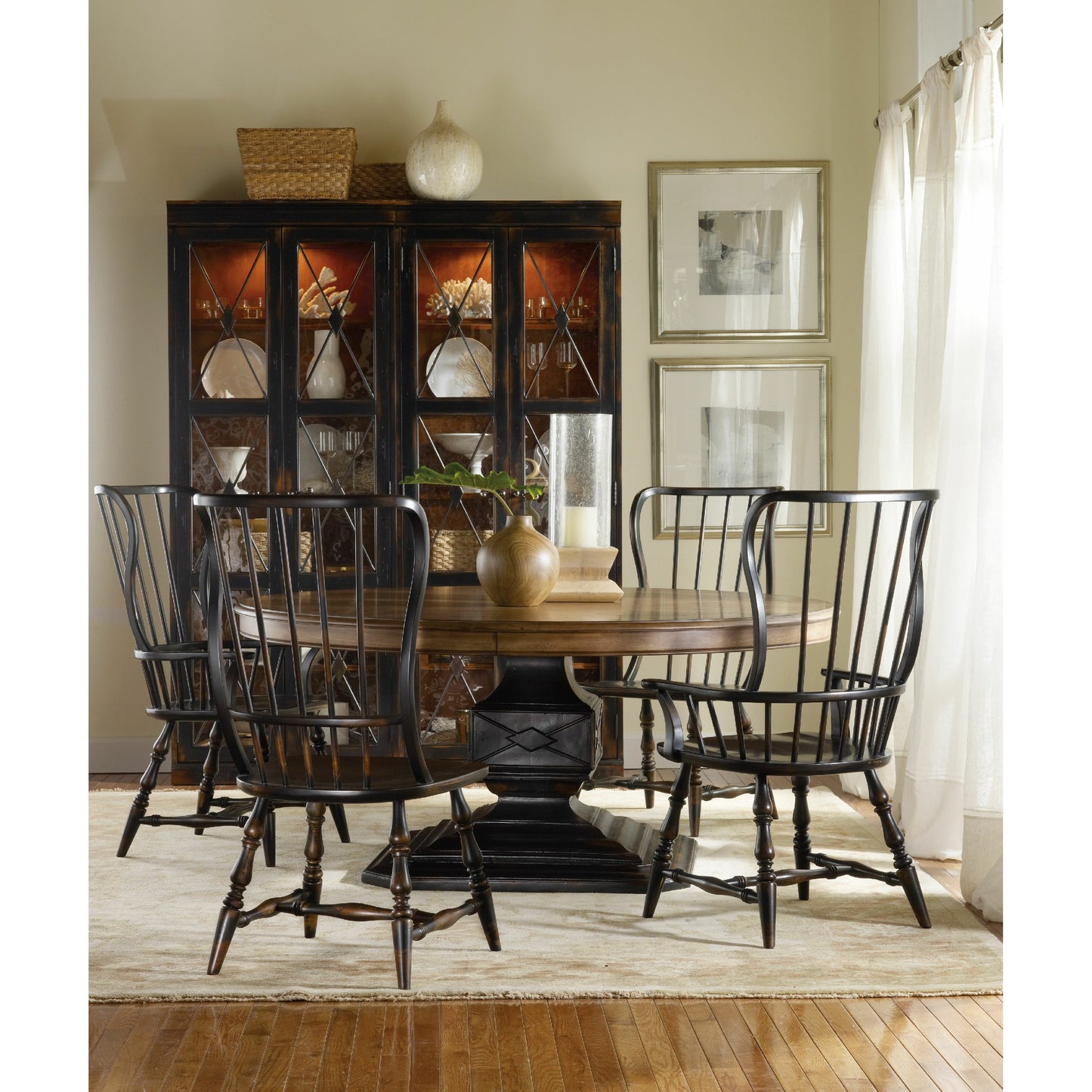 011 SI-1749631 | Lifestyle | Sanctuary Side Chair (Set of 2) by Hooker Furniture. Made from unique in a traditional style.