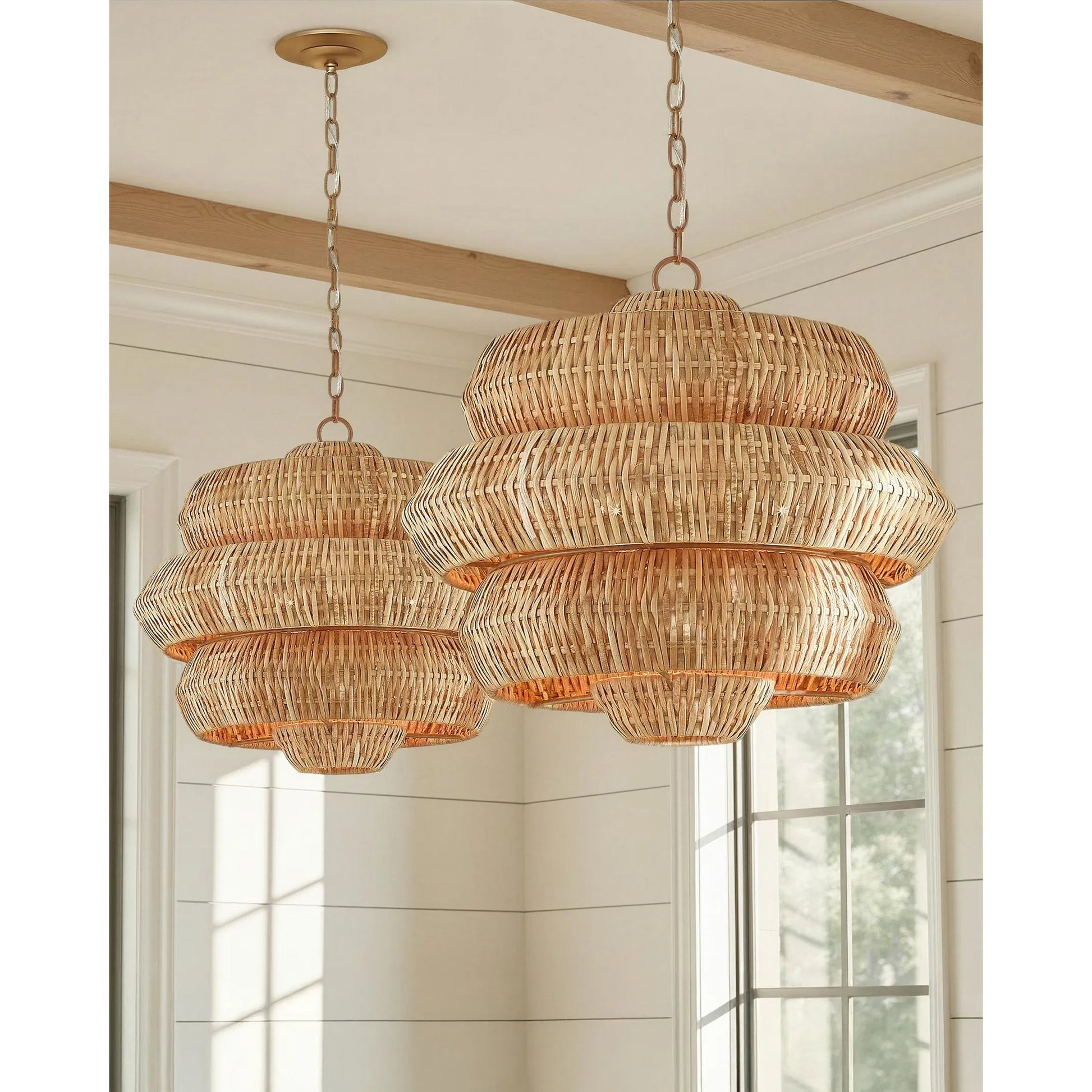 Antibes Chandelier by Currey and Company. Made from unique in a modern style.