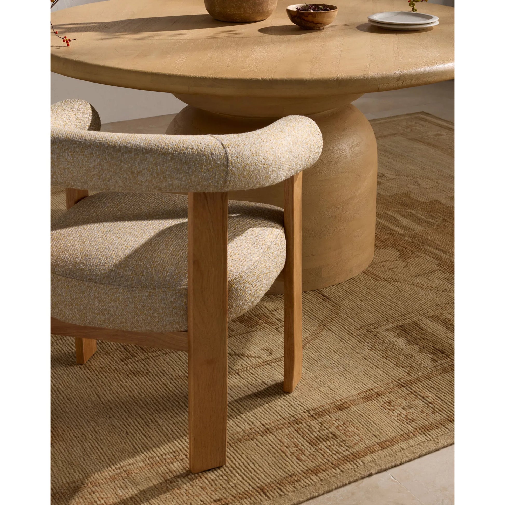 Besni BZI-2300 Rug by Surya in beige, sandstone, camel, taupe. Made from wool in a unique style.