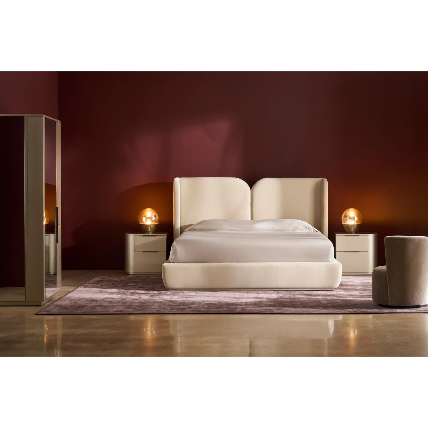 010 SI-2370820,SI-2370821 | Lifestyle | Oblique Nightstand by Caracole in soft silver paint gloss. Made from unique in a transitional style.