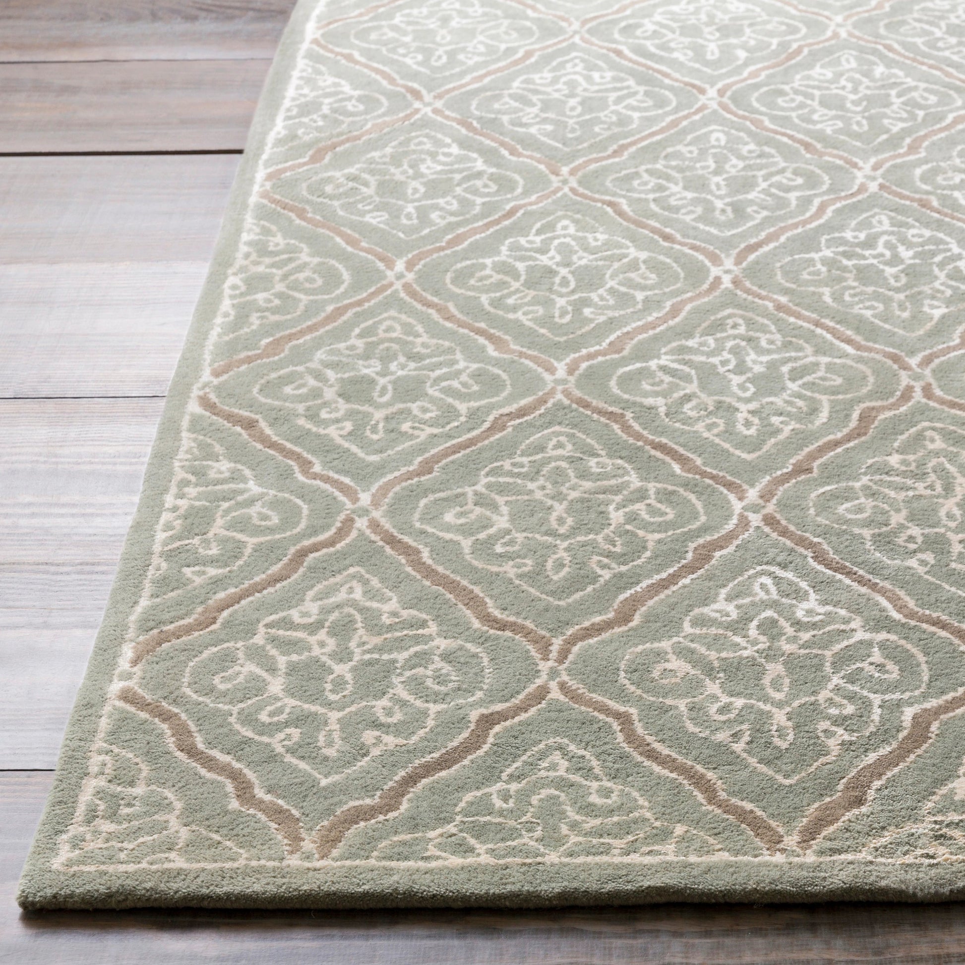 Modern Classics Rug - 220 by Surya. Made from 100% new zealand wool in a unique style.