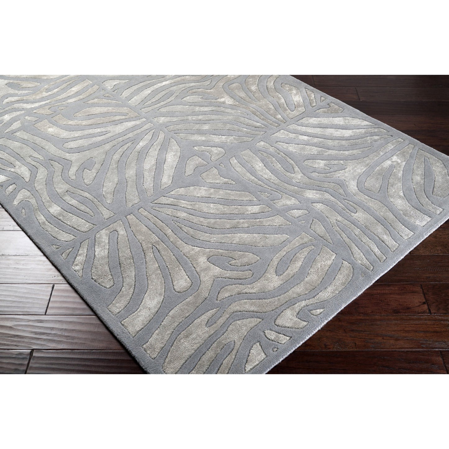006 18167-9716,18167-9717 | Closeup | Modern Classics Rug - 223 by Surya in slate, light gray. Made from 100% new zealand wool in a unique style.