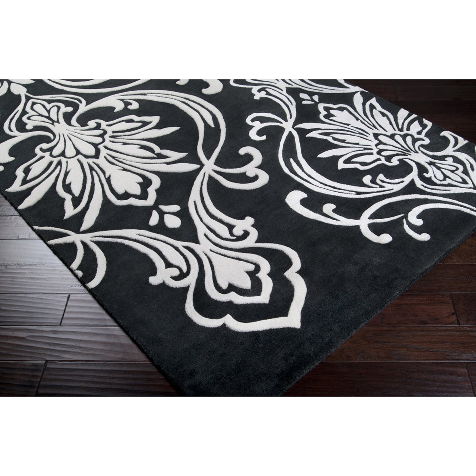 Modern Classics Rug - 226 by Surya in ivory, light olive, beige. Made from 100% new zealand wool in a unique style.