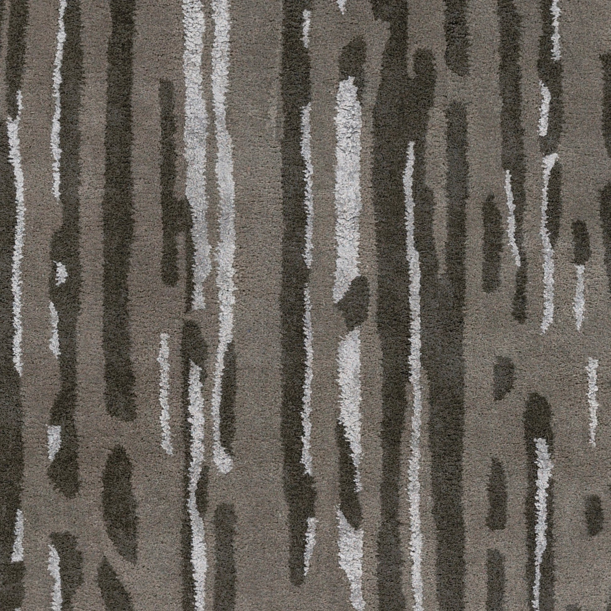 Modern Classics Rug - 2064 by Surya. Made from 100% new zealand wool in a unique style.