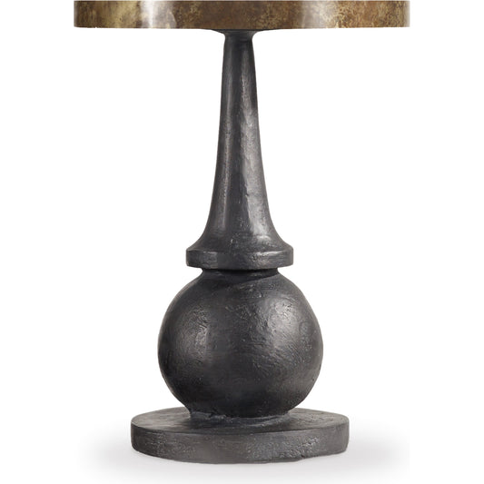 Curata Accent Table by Hooker Furniture in black. Made from resin, brass in a traditional style.