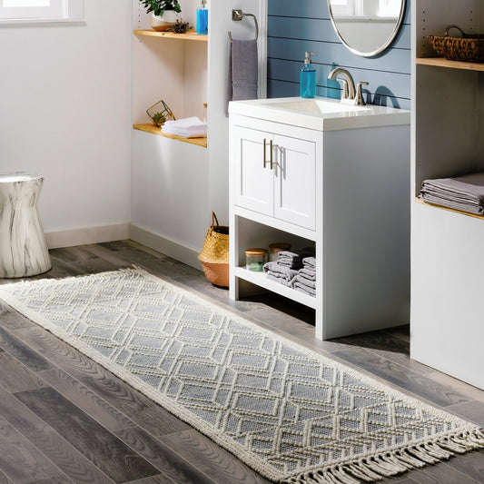 Casa DeCampo Rug by Livabliss. Made from 100% new zealand wool in a modern style.