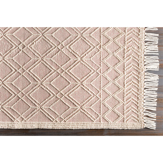 Casa DeCampo Rug by Livabliss. Made from 100% new zealand wool in a modern style.