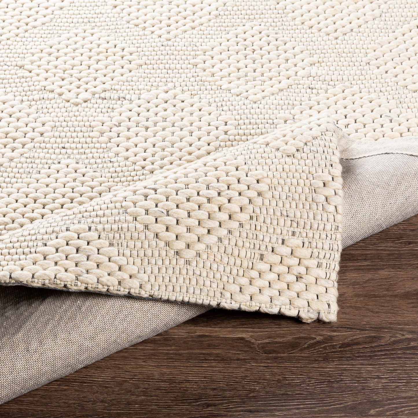 013 SI-1879678,SI-1879679,SI-1879682 | Closeup | Colarado CDO-2300 Rug by Surya. Made from 100% wool in a unique style.