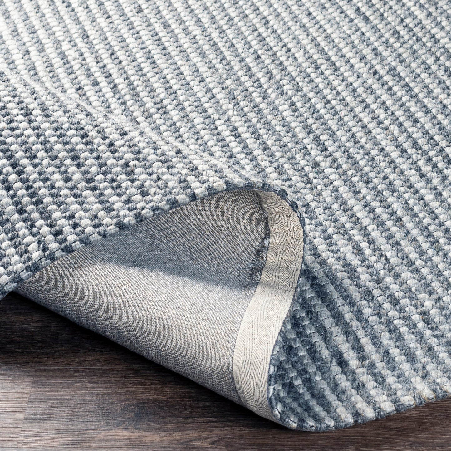 009 SI-1879708,SI-1879710,SI-1879712 | Closeup | Colarado CDO-2303 Rug by Surya in medium gray. Made from 100% wool in a unique style.