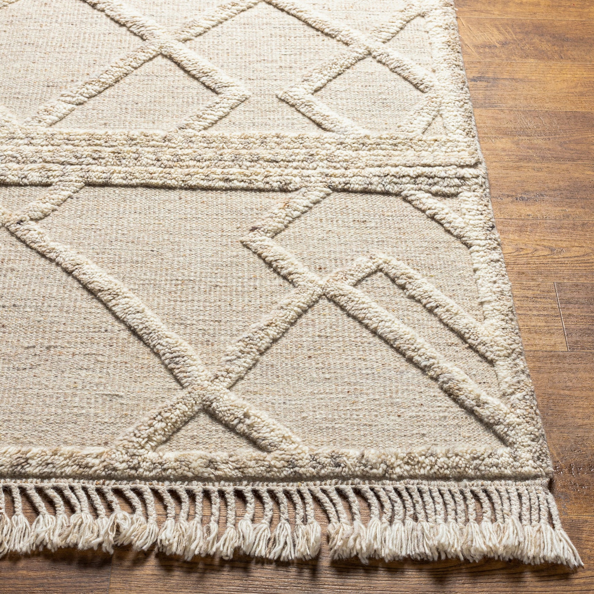 Cadiz Rug - 29477 by Surya in light beige, medium gray, cream. Made from unique in a unique style.