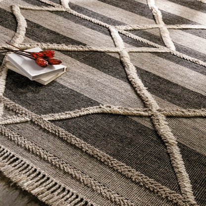 Cadiz Rug - 29478 by Surya in gray, black, cream. Made from 100% wool in a unique style.