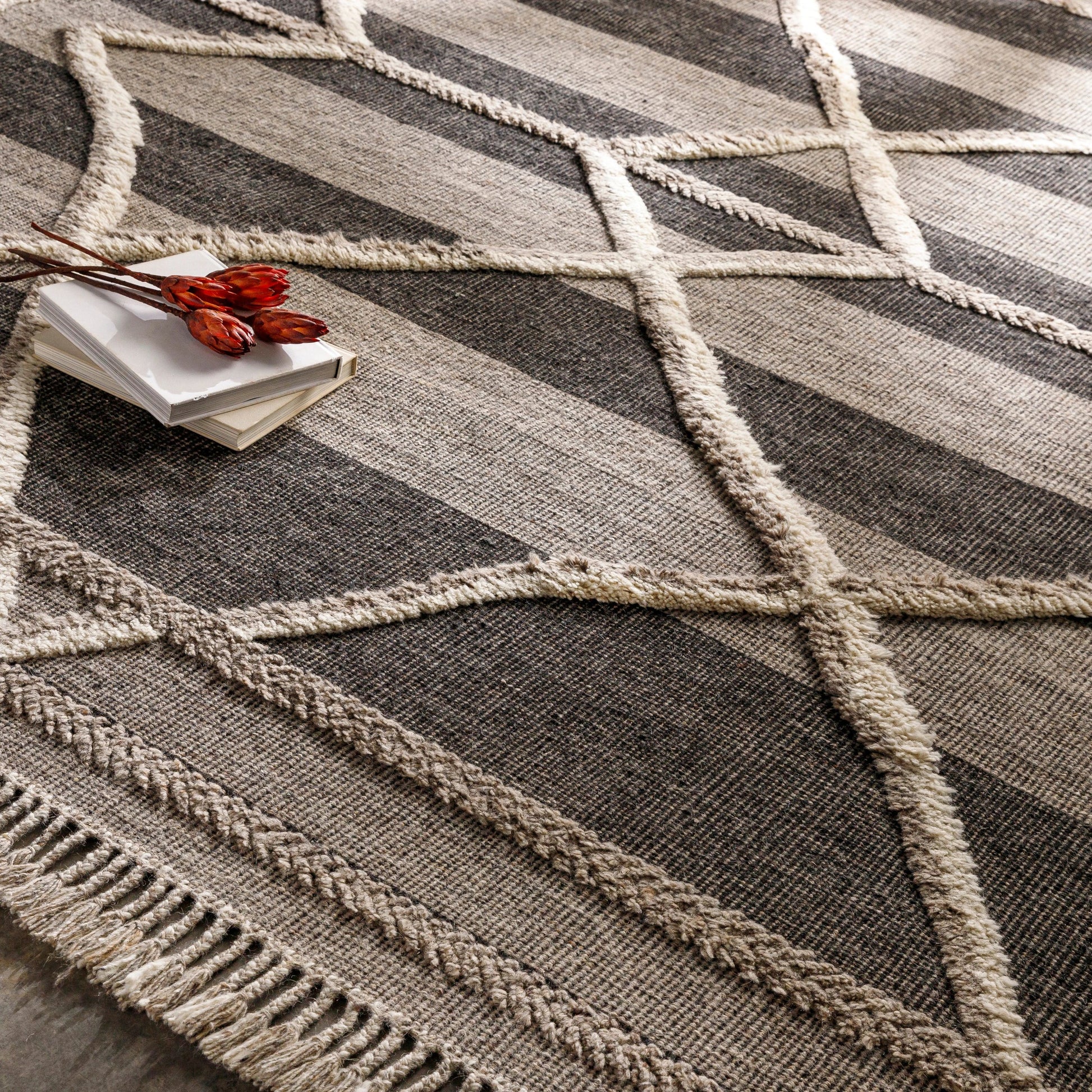 Cadiz Rug - 29478 by Surya in gray, black, cream. Made from 100% wool in a unique style.