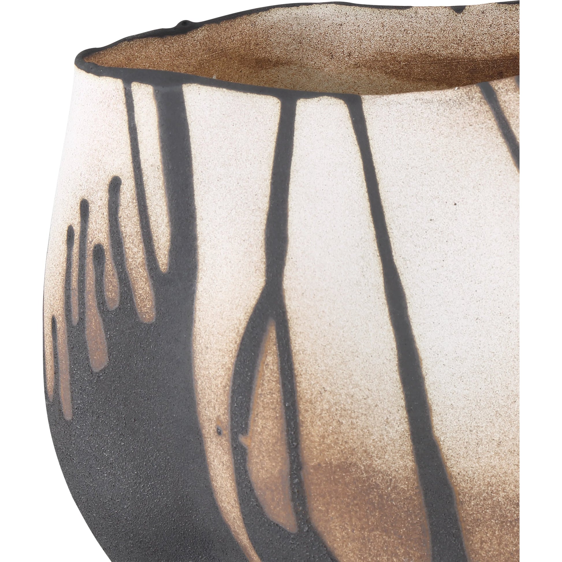 Inoue Vase by Currey and Company in black, off-white. Made from porcelain in a modern style.