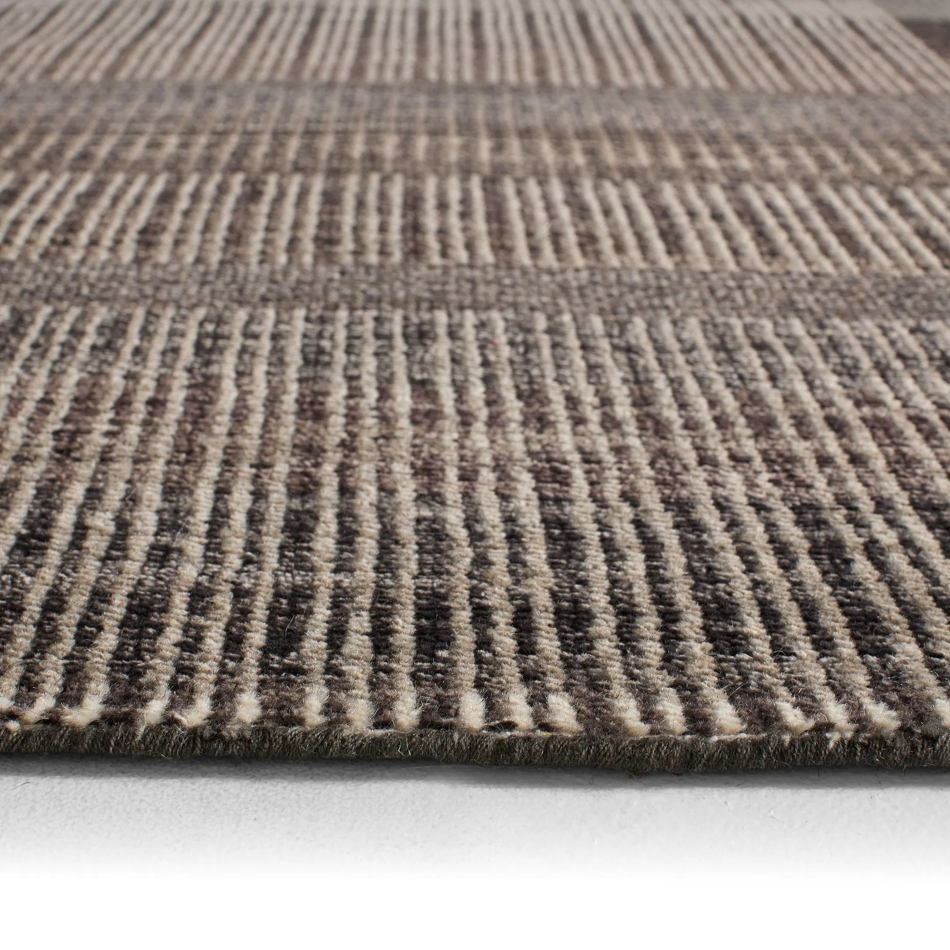 Centenary CEN03 Rug by Jaipur Living in brown, tan, beige. Made from 100% wool in a unique style.
