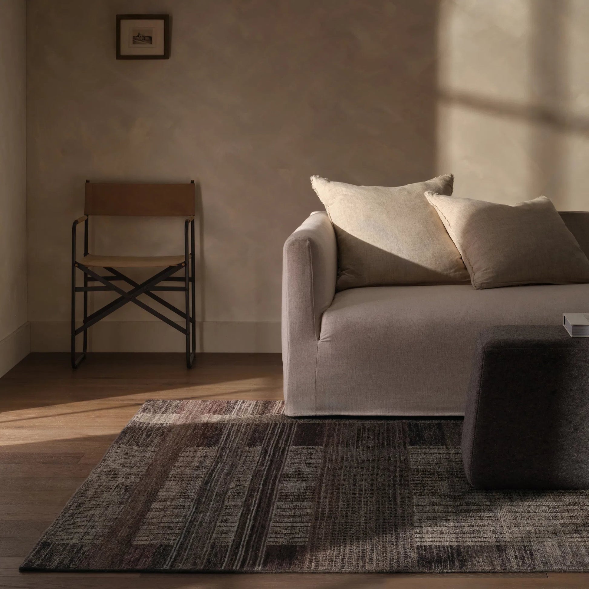 Centenary CEN03 Rug by Jaipur Living in brown, tan, beige. Made from 100% wool in a unique style.