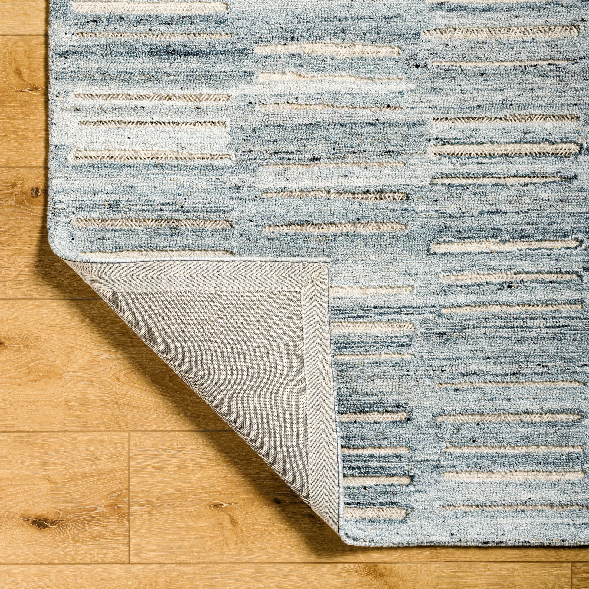 Calgary CGR-2306 Rug by Surya in pale blue, dark blue, white, ice blue, light beige. Made from 100% recycled pet yarn in a unique style.