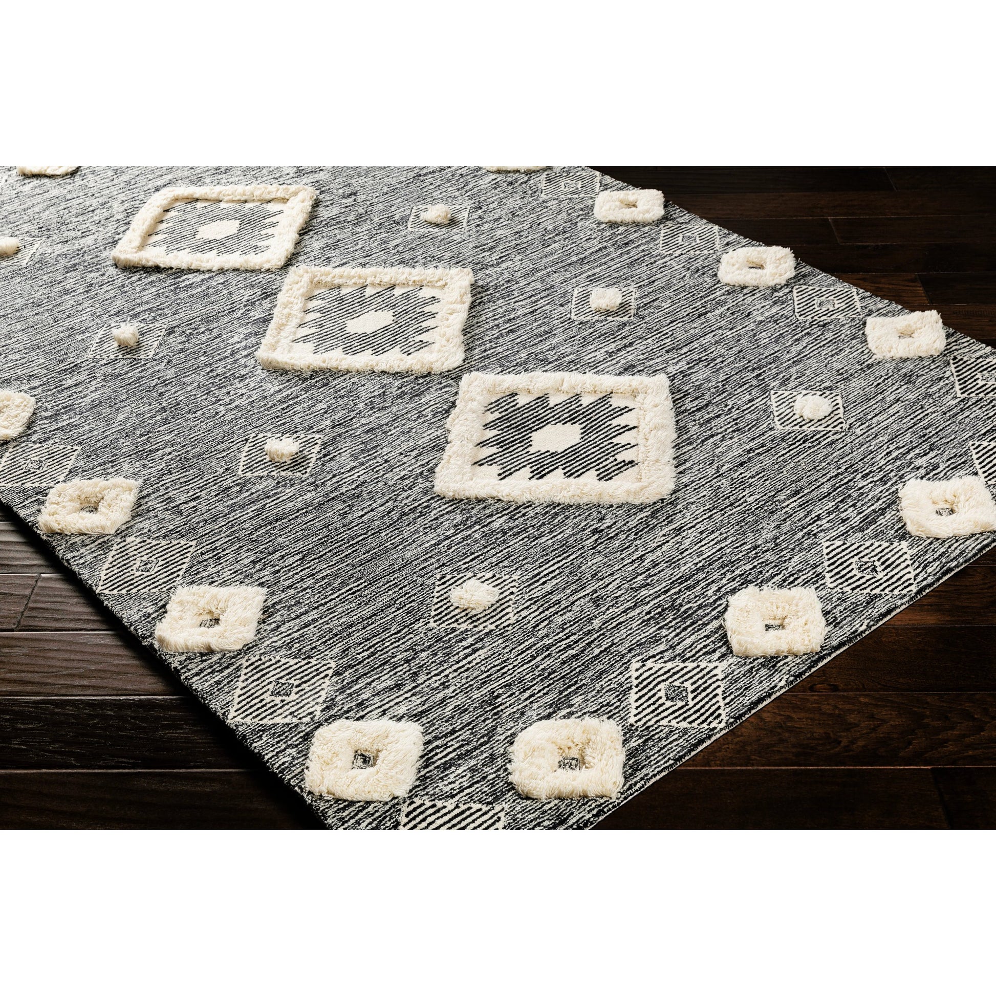 Cherokee Rug - 23799 by Surya. Made from 100% wool in a unique style.