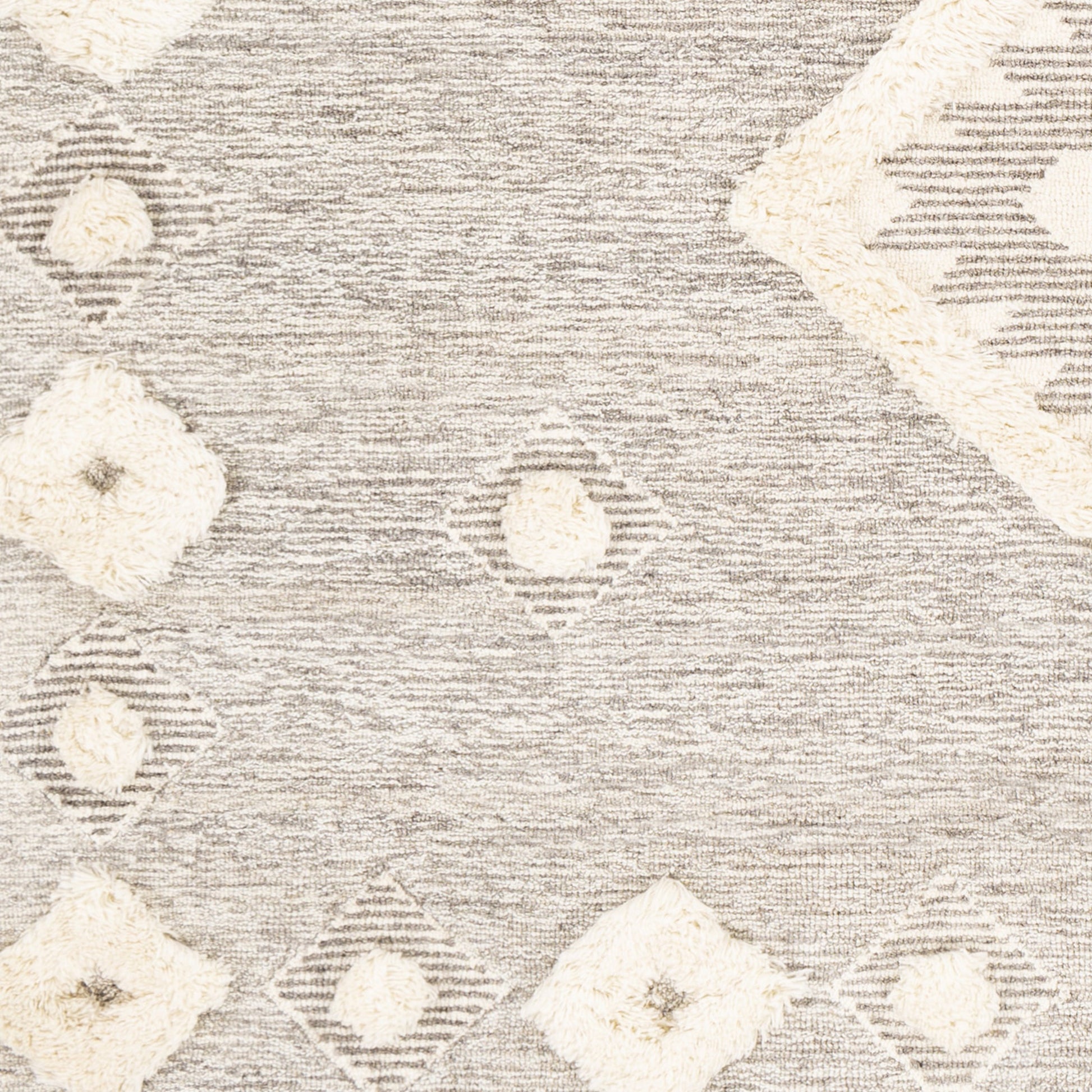 Cherokee Rug - 23799 by Surya. Made from 100% wool in a unique style.