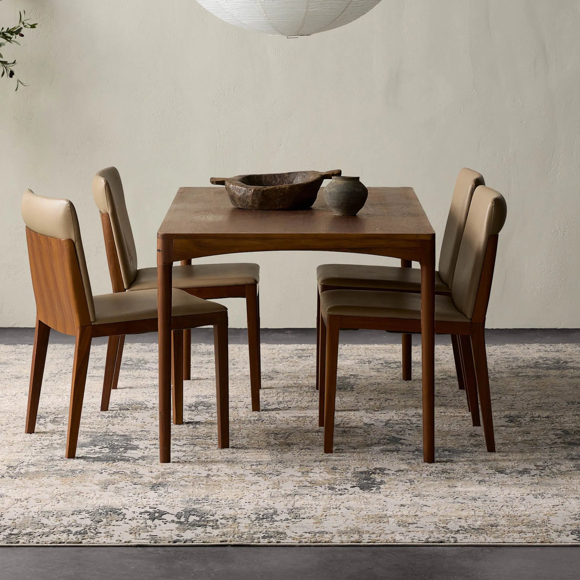 Cirque CIQ09 Rug by Jaipur Living. Made from unique in a unique style.