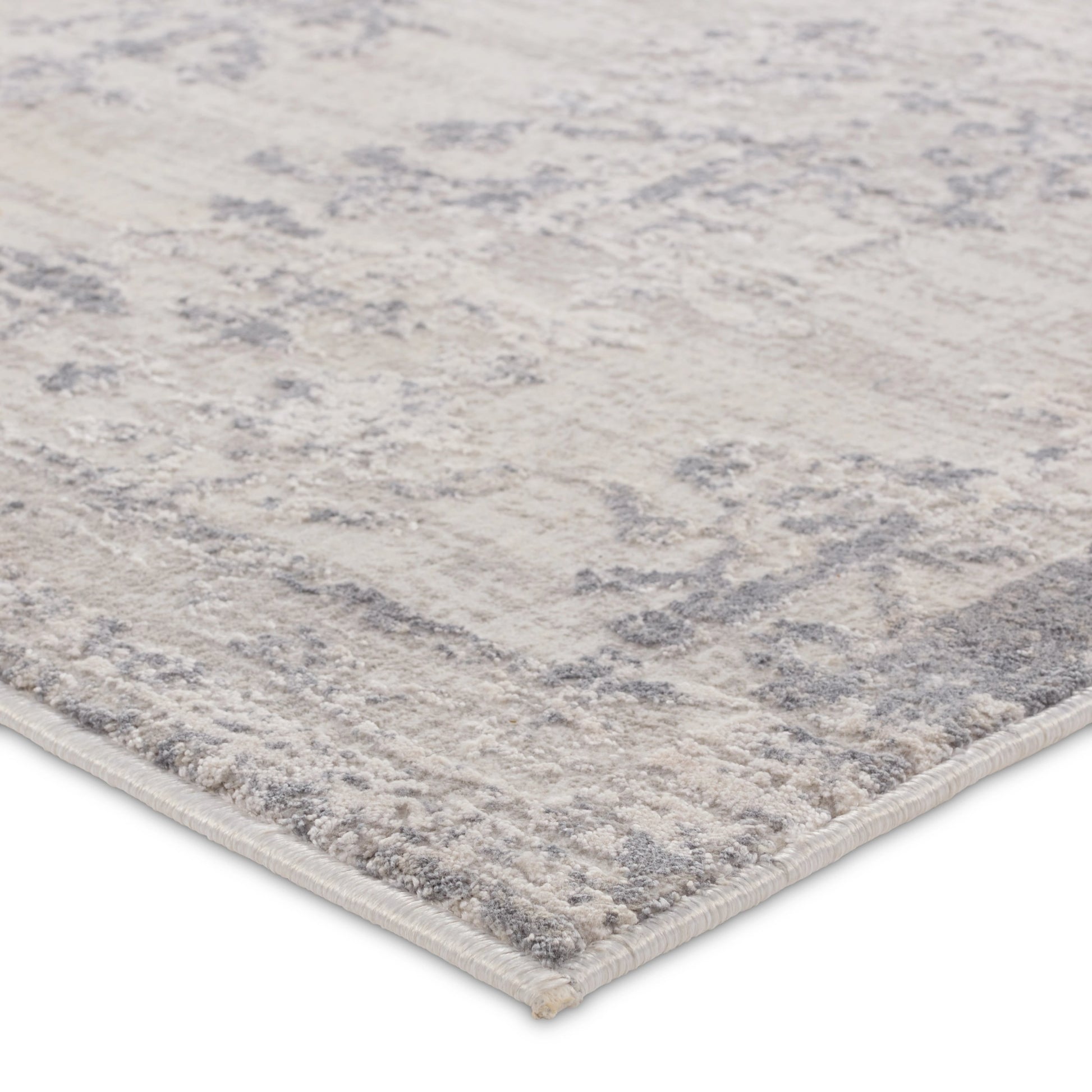 Cirque Fortier CIQ47 Rug by Jaipur Living in silver, slate. Made from 50% polyester, 50% viscose in a unique style.